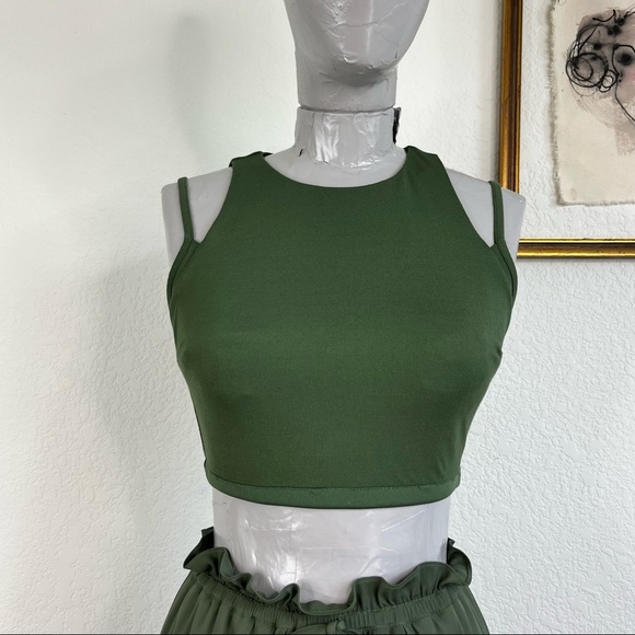 Ali & Jay 2 Pc Crop Tank Maxi Slit Skirt Det - Picture 2 of 12